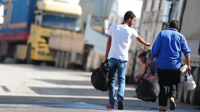 Suriyelilerin Cerablus&#039;a dönüşleri sürüyor