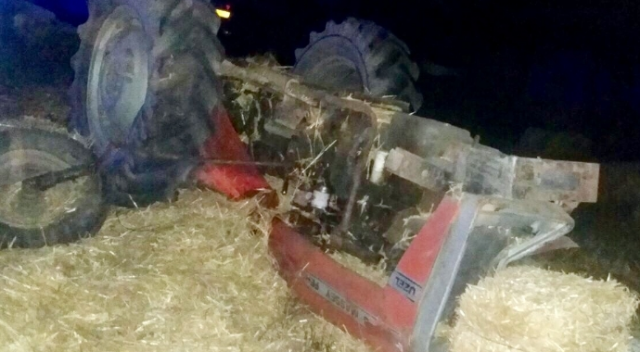 Tır ile traktör çarpıştı: 5 yaralı