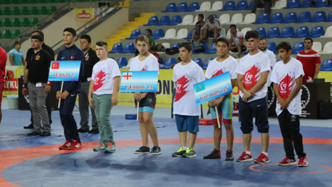 7. Uluslararası Mehmet Akif Pirim Güreş Turnuvası başladı