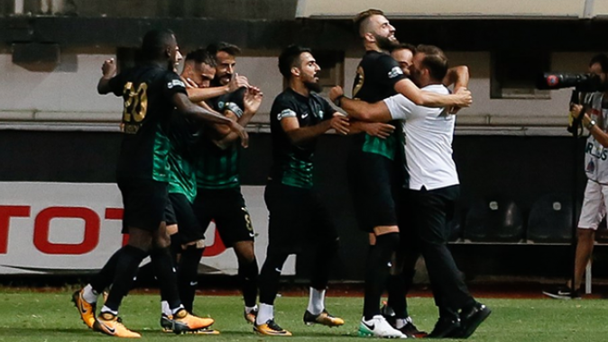 Akhisar, Sivasspor&#039;a acımadı!