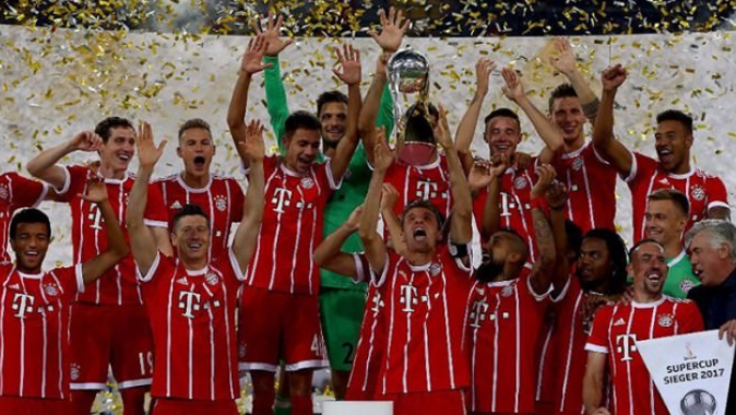Bayern Münih sezonun ilk kupasını aldı