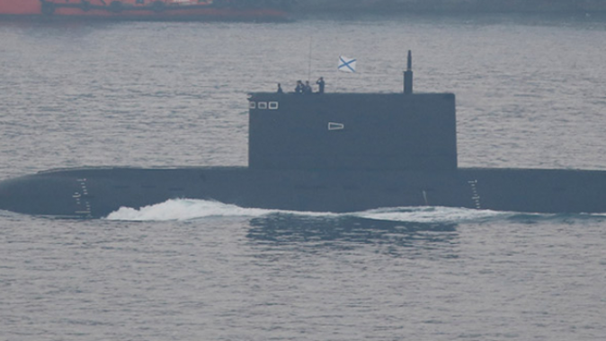 Bu sabah saat 06.00! Rus denizaltısı İstanbul Boğazı&#039;nda