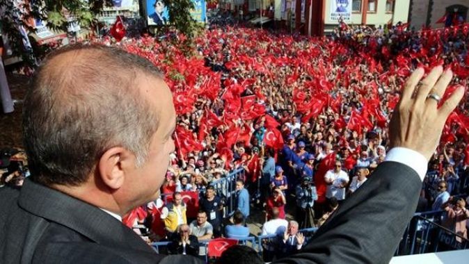 Cumhurbaşkanı Erdoğan: Yeni eğitim öğretim yılında kredi ve burslar artacak