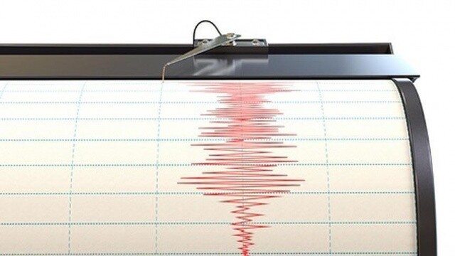 Endonezya’da 6,4 büyüklüğünde deprem