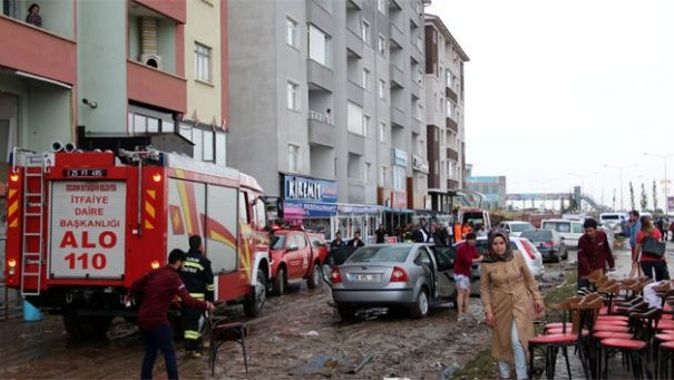 Erzurum’da selin yaraları sarılıyor