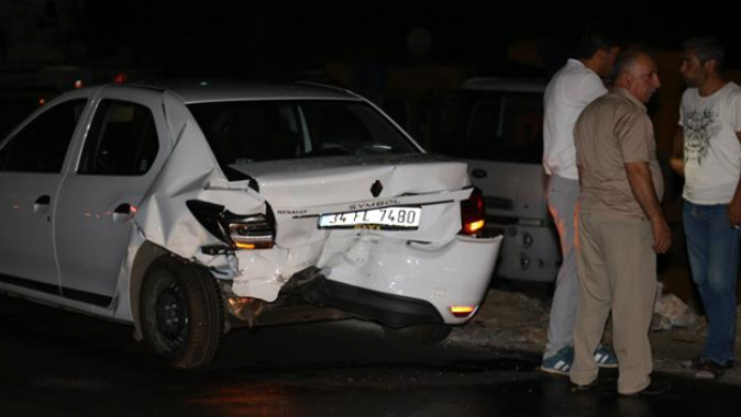 Eskişehir&#039;de araçlar çarpıştı: 1 ölü