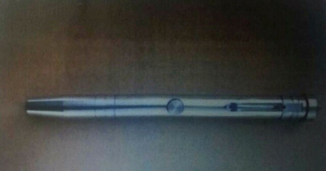 FETÖ şüphelisinin evinden kalem şeklinde suikast silahı çıktı
