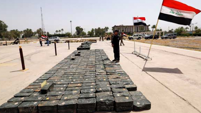Irak ordusu terör örgütünün silahlarına el koydu!