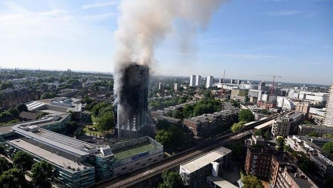 Londra&#039;da 24 katlı binadaki yangına kamu soruşturması