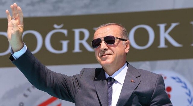 Malazgirt&#039;te tarihi gün! Cumhurbaşkanı Erdoğan: Türkiye ayağa kalktı, bunu böyle bilesiniz
