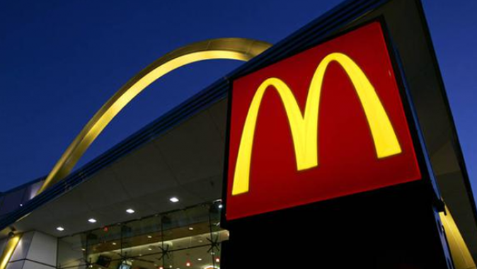 McDonald&#039;s o ülkede tüm restoranlarını kapattı