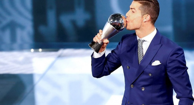 Ronaldo yılın futbolcusu seçildi