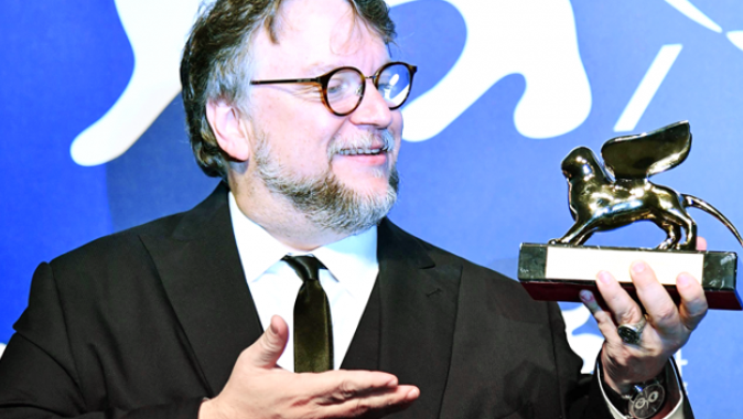‘Altın Aslan’ Meksikalı  Del Toro’nun oldu