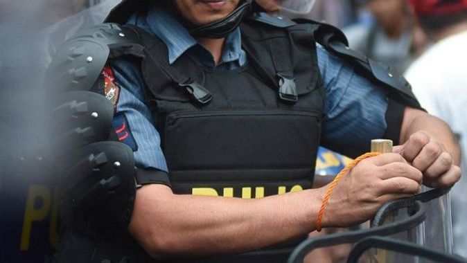 ABD, Filipinler polisine silah satışını durdurdu