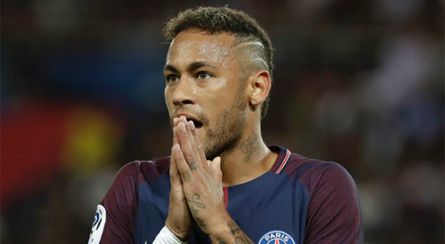 Dünyanın en pahalı transferi Neymar kadro dışı bırakıldı