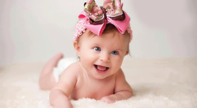En güzel ve Modern kız Bebek isimleri ve Anlamları | Anlamlı Yeni Kız Bebek İsimleri