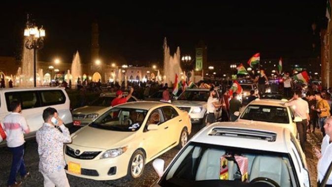 Erbil&#039;de sonuçlar açıklanmadan referandum kutlamaları başladı