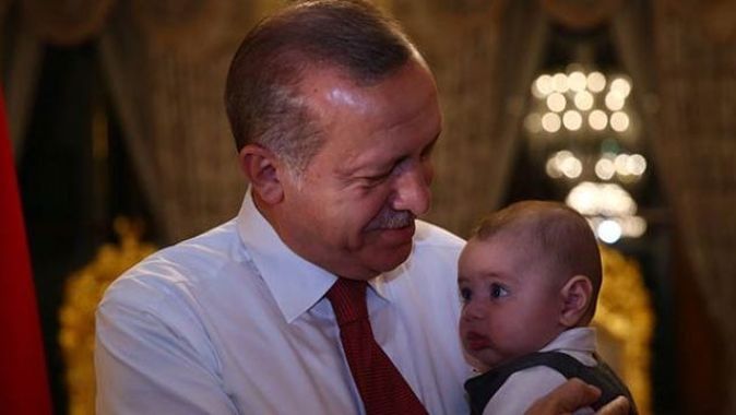 Erdoğan&#039;dan &#039;bebekli&#039; fotoğraf