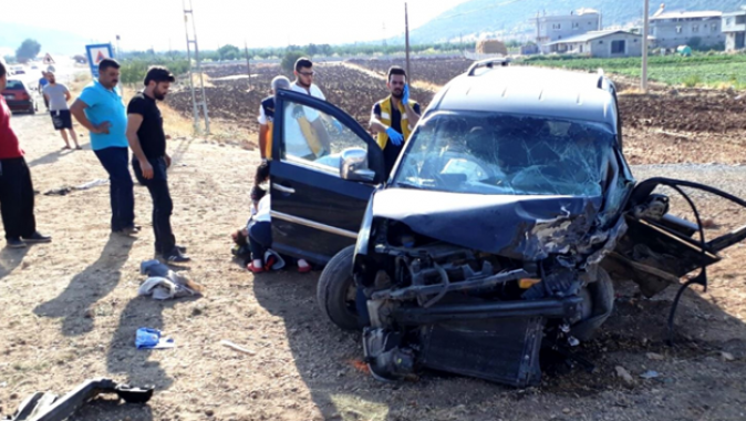 Gaziantep&#039;te feci kaza: 1 ölü 3 yaralı