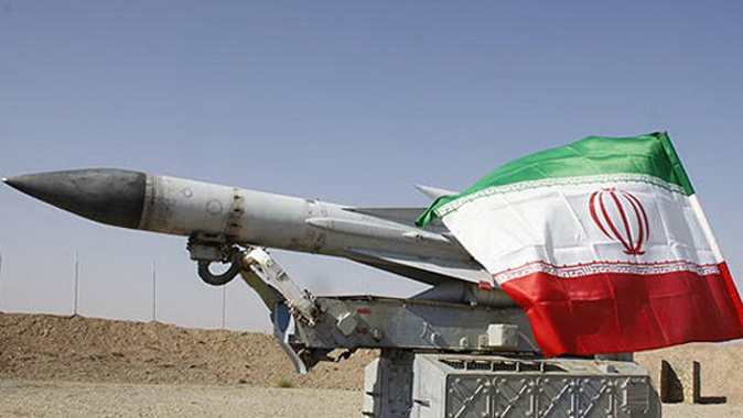 İran&#039;dan 2 bin kilometre menzilli füze