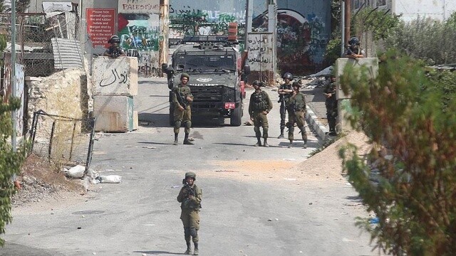 İsrail askerlerinden El-Halil&#039;de gösteriye müdahale