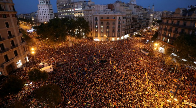 Katalonya krizi sokaktaki gerginliği artırdı