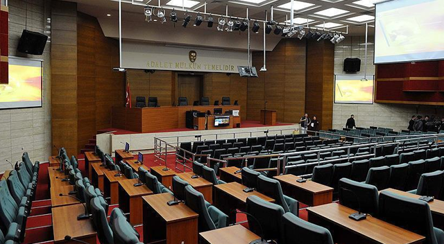 Kayseri&#039;de FETÖ davası: 70 sanık yargılanıyor