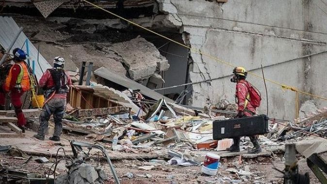Meksika&#039;da depremin bilançosu artıyor: 337 ölü