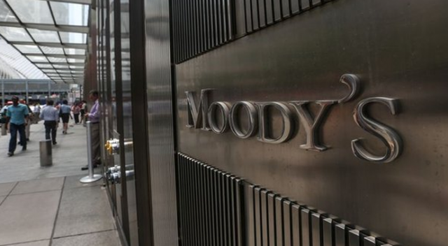 Moody&#039;s, İngiltere&#039;nin kredi notunu düşürdü