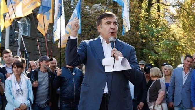 Saakaşvili vatandaşlık için mahkemeye başvuracak