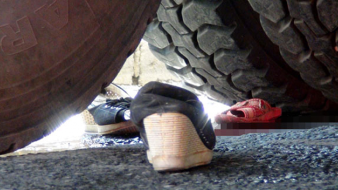 Şanlıurfa&#039;da hafriyat kamyonu faciası: 1 ölü 2 yaralı