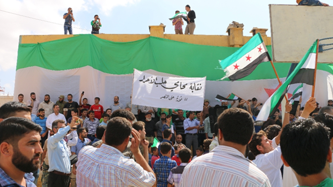 Suriye’de Esad karşıtı protesto gösterisi düzenlendi