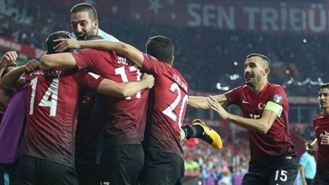 Türkiye-İzlanda maçının hakemi belli oldu
