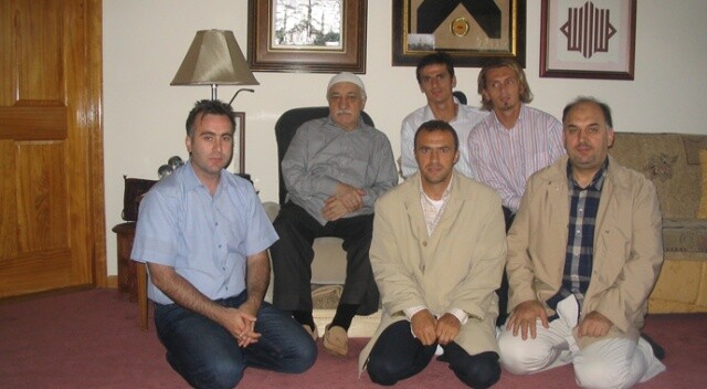 3 eski futbolcu Fethullah Gülen ile aynı karede
