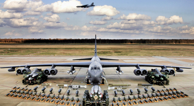 ABD, B-52 bombardıman uçaklarını teyakkuza geçiriyor