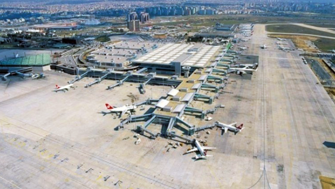 Atatürk Havalimanı kapanışa hazırlanıyor