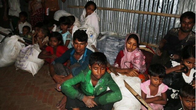 Bangladeş&#039;teki Arakanlı sığınmacılar ishalle mücadele ediyor