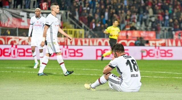 Beşiktaş&#039;ın bu sezon en büyük problemi yedek kulübesi oldu