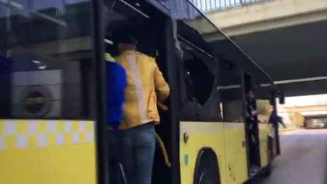 Derbiye giden Fenerbahçe taraftarı otobüsün camlarını kırdı
