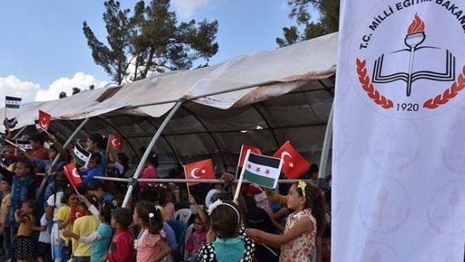 Fırat Kalkanı bölgesinde okullar açıldı