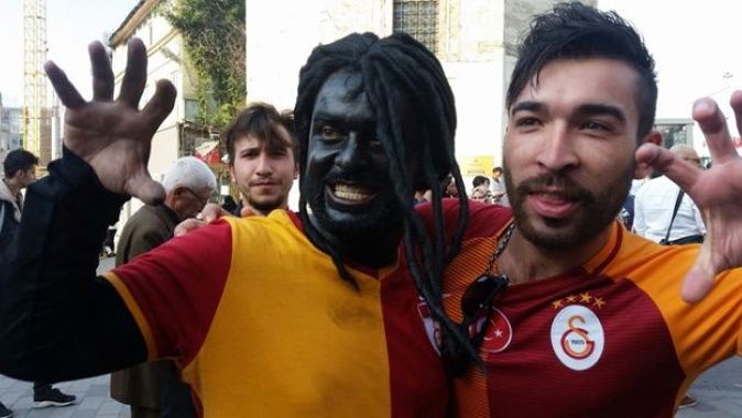 Galatasaraylıların Gomis çılgınlığı
