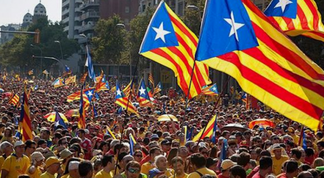 İspanya Anayasa Mahkemesi, referandum yasasını hükümsüz ilan etti