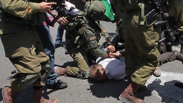 İsrail güçleri, 18 Filistinliyi gözaltına aldı