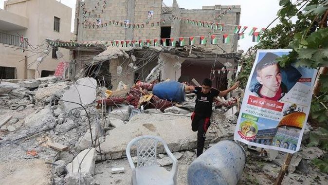 İsrail güçleri, Filistinlilere ait 4 evi yıktı