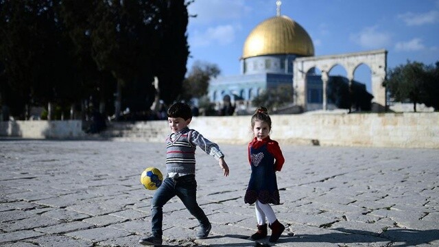 İsrail&#039;in Filistinli çocukların oynamasını engelleme kararı kınandı