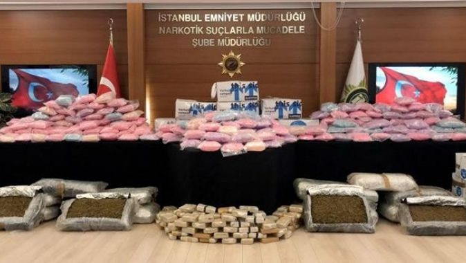 İstanbul&#039;da dev narkotik operasyonu