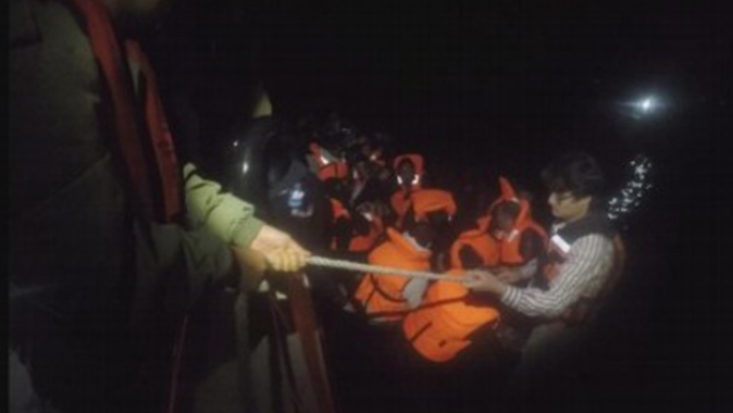 İzmir’den 53 kaçak göçmen yakalandı