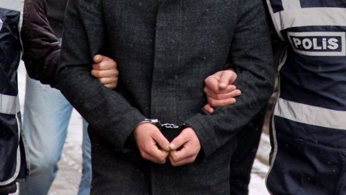 İzmir merkezli FETÖ operasyonunda, 14 kişi gözaltına alındı