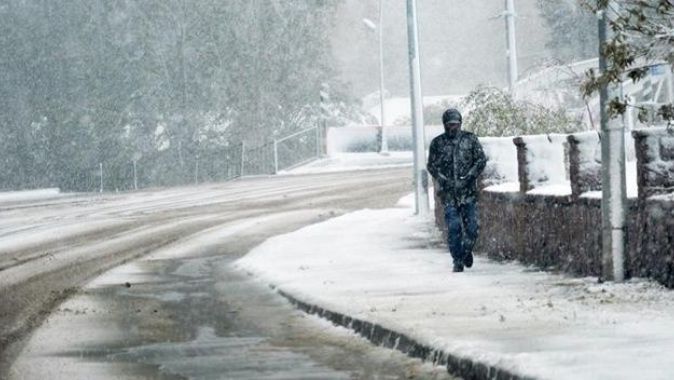 Kar ve fırtına Ardahan&#039;ı olumsuz etkiledi