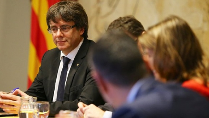 Katalonya Başkanı: Bağımsızlık sürecini askıya almalıyız